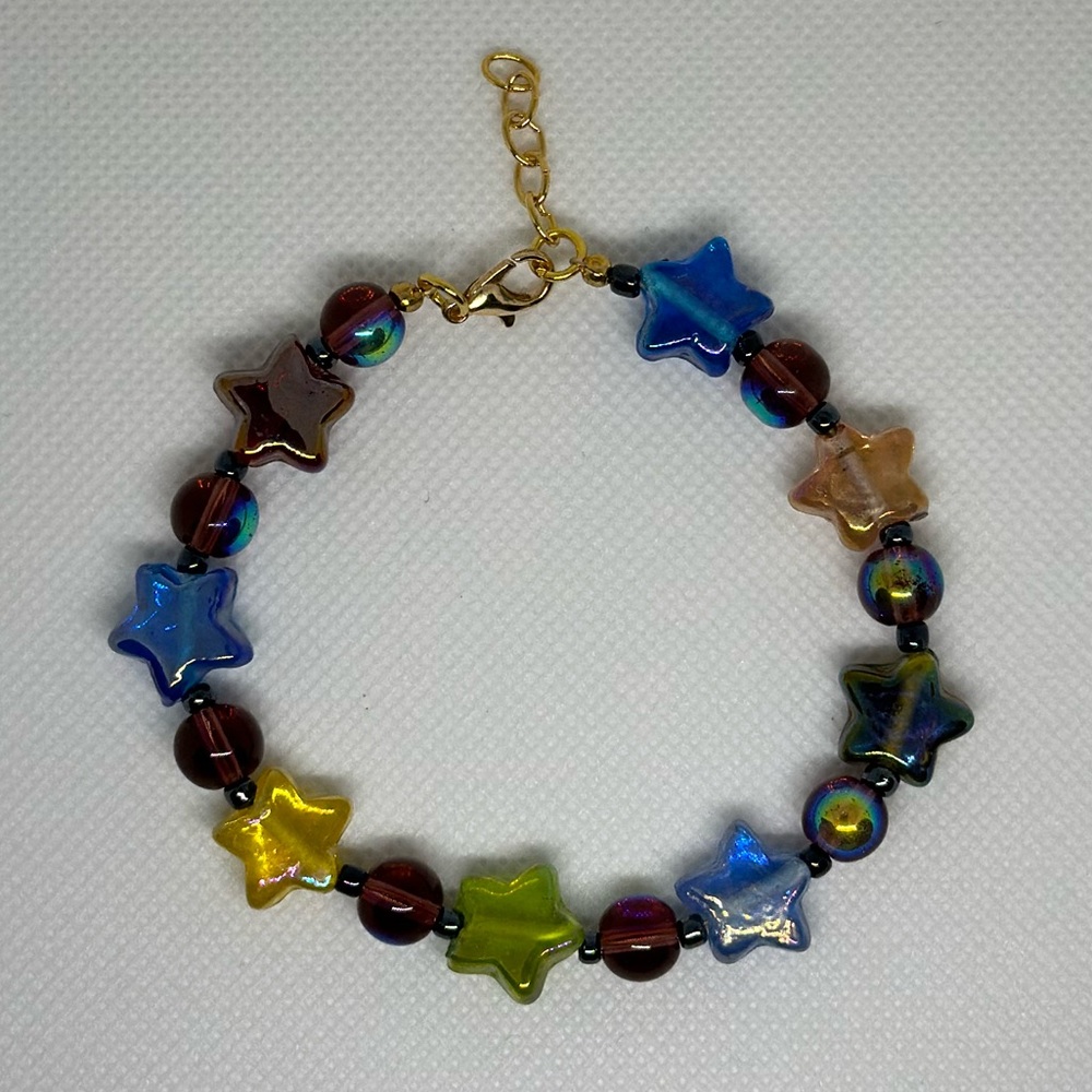 Handmade Gold Wire Bracelet with Iridescent Star Beads